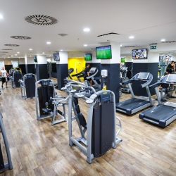fit up stare mesto namestie snp 11 bratislava fitnescentrum na e-fitko.sk