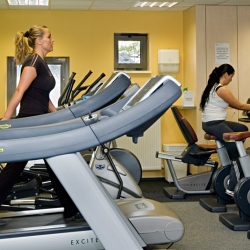 fitness club lochness gbelska 19 zahorska bystrica fitnescentrum na e-fitko.sk