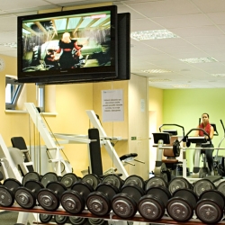 fitness club lochness gbelska 19 zahorska bystrica fitnescentrum na e-fitko.sk